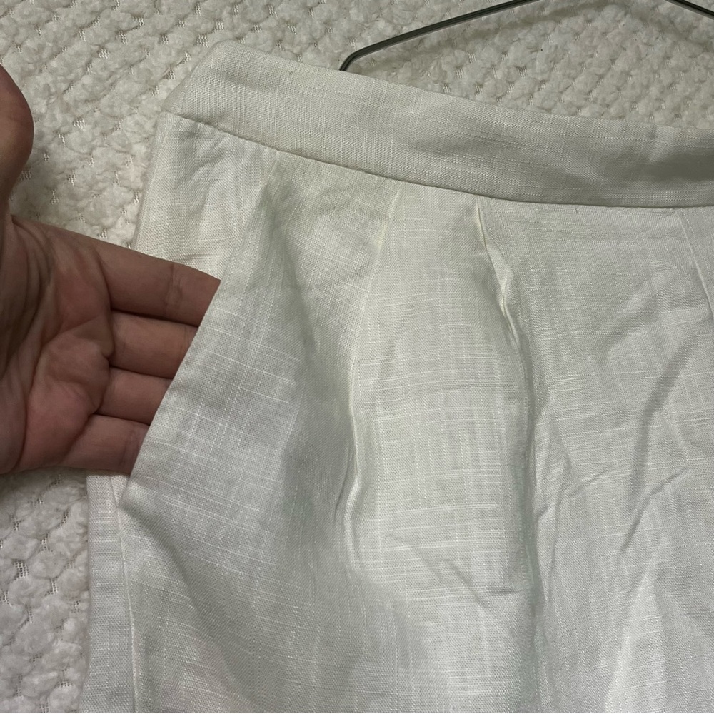 LUSH Womens High Rise Shorts Ivory Rayon Linen Blend Large Like New Pockets - Picture 2 of 8